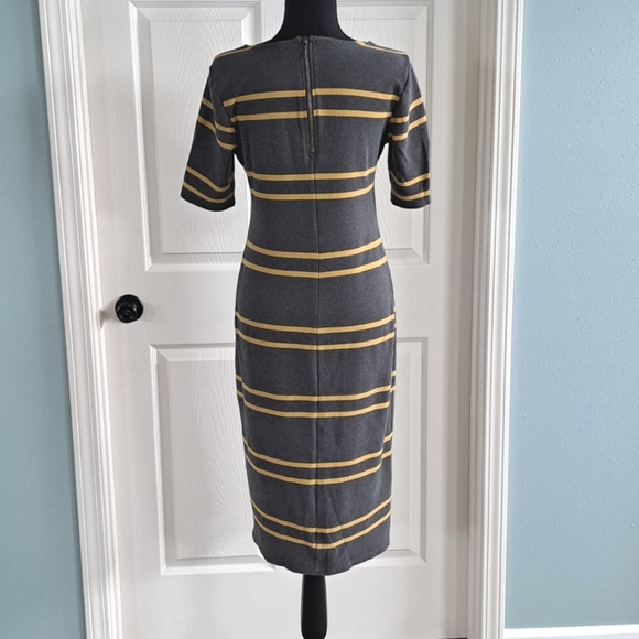 Old Navy Short Sleeve Fitted Striped Midi Sweater Comfy Causal Dress - Picture 2 of 7
